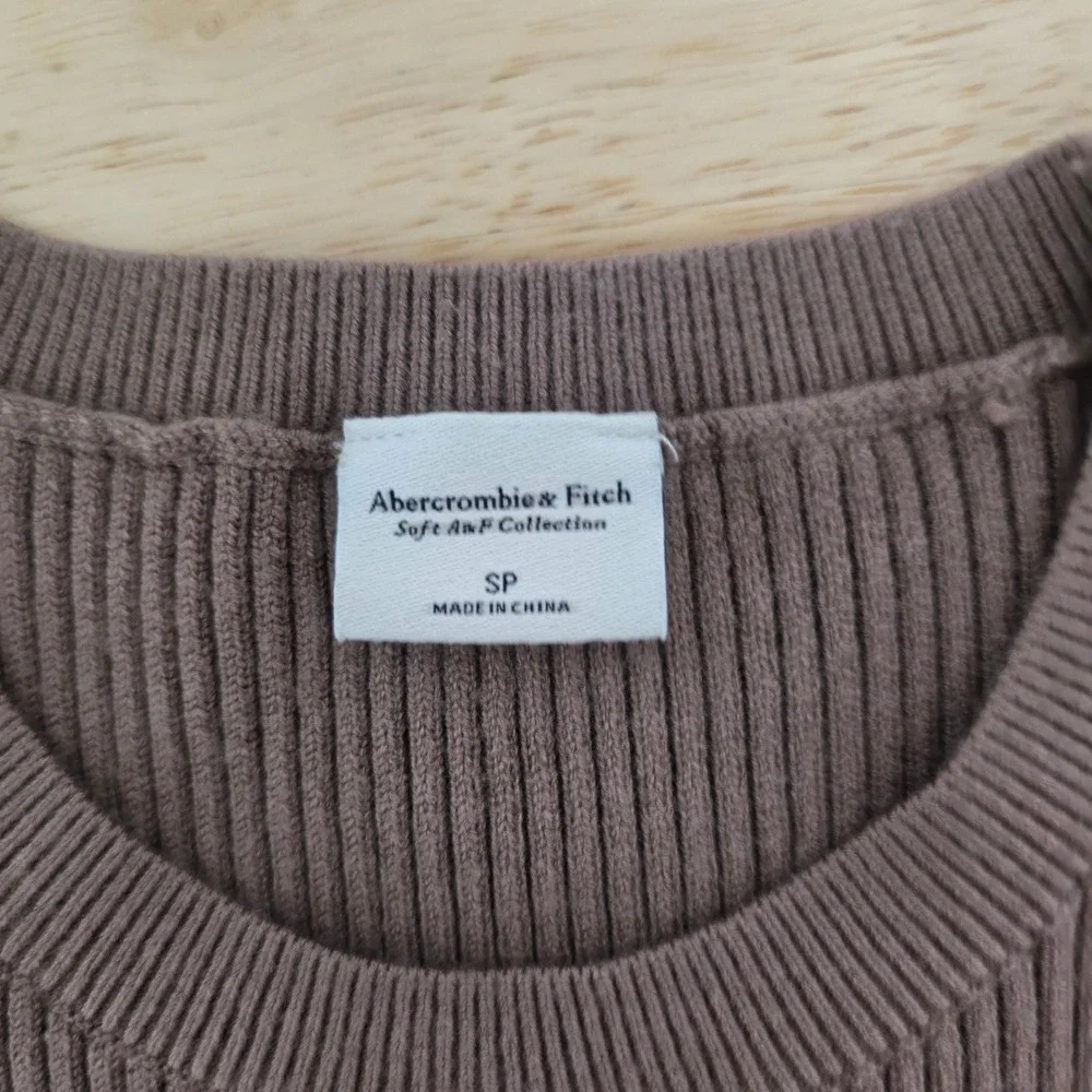 Abercrombie & Fitch Ribbed Knit‎ Maxi Dress Side Slit Soft Taupe Tan Size Small